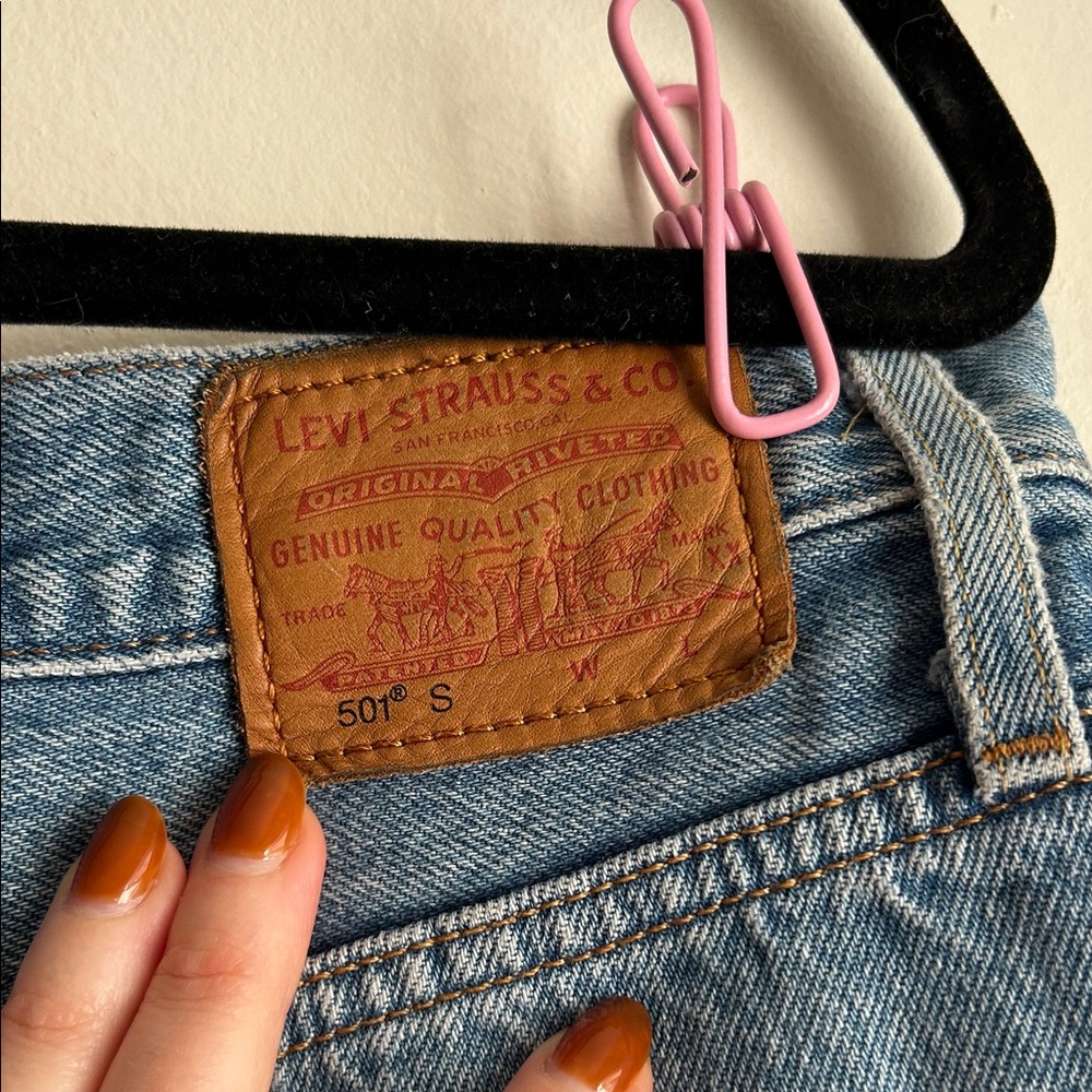 Levi's Women's Straight Leg Patchwork Distressed … - image 3